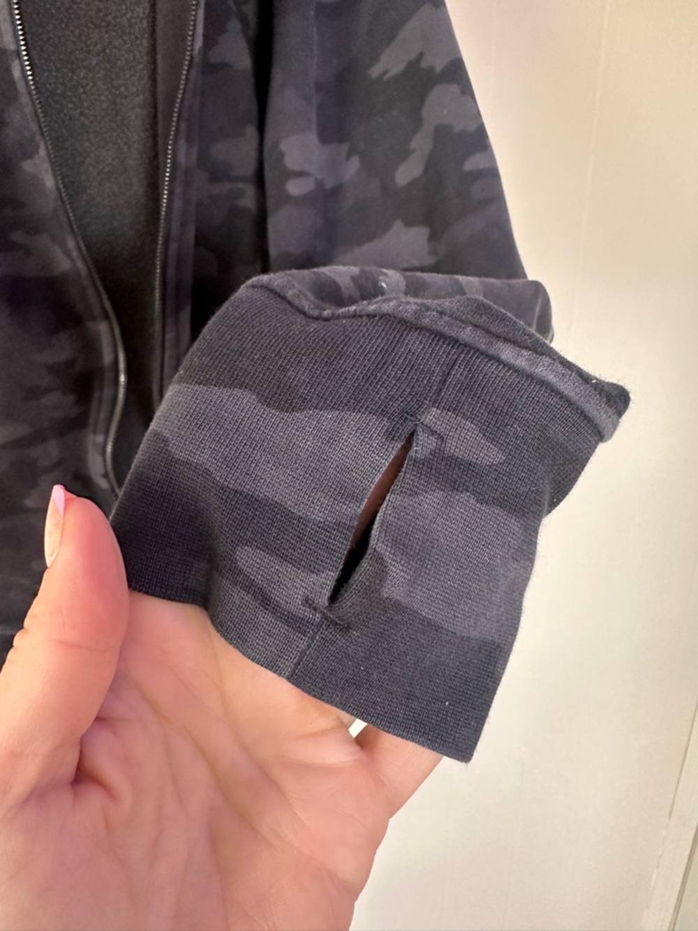 Lululemon Scuba Full Zip Hoodie- Heritage 365 Camo Deep Coal Multi - Picture 5 of 12